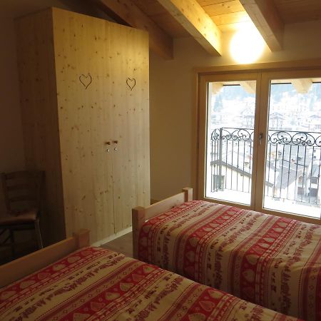 Olimpic Hostel สกิลปาริโอ ภายนอก รูปภาพ