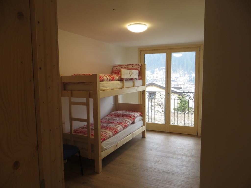 Olimpic Hostel สกิลปาริโอ ภายนอก รูปภาพ