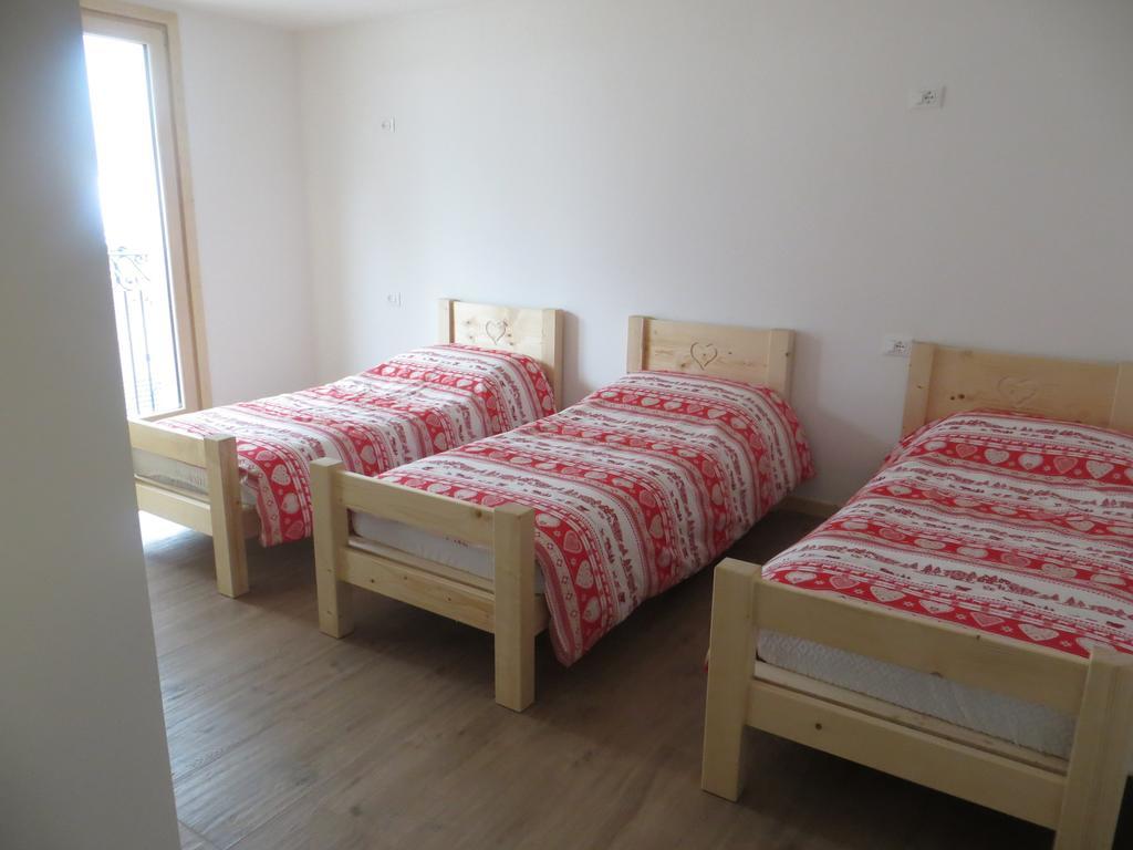 Olimpic Hostel สกิลปาริโอ ภายนอก รูปภาพ